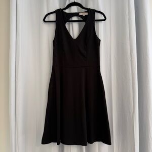 LOFT Black Sleeveless Fit & Flare Pocket Dress Stretch Size 4